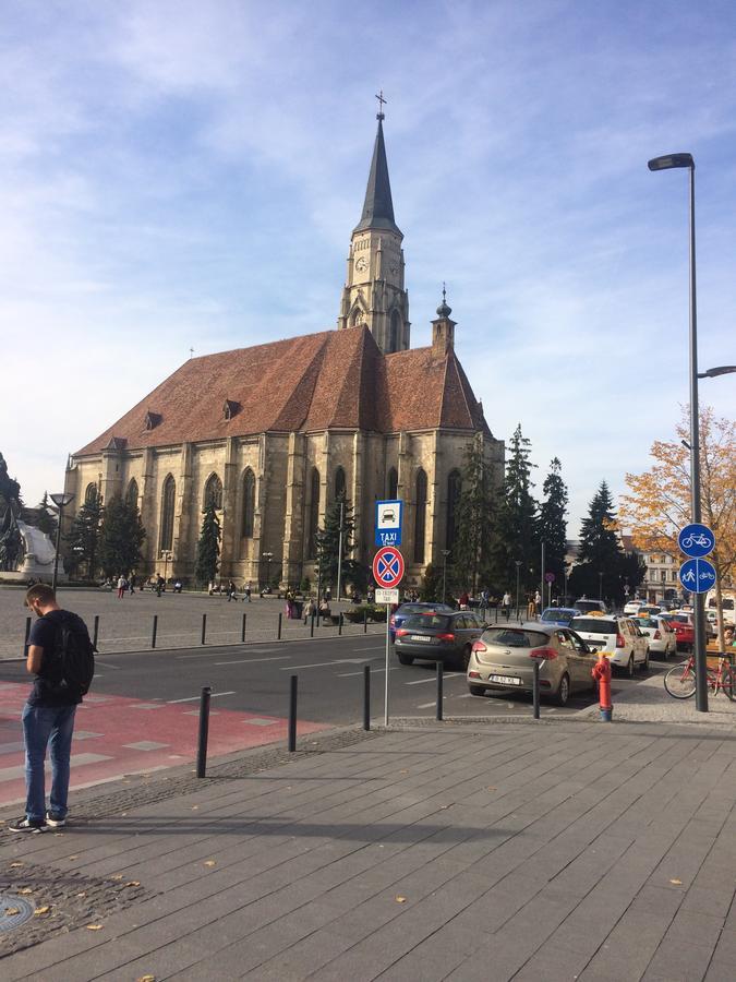 Casa Roz Hostel Cluj-Napoca Buitenkant foto